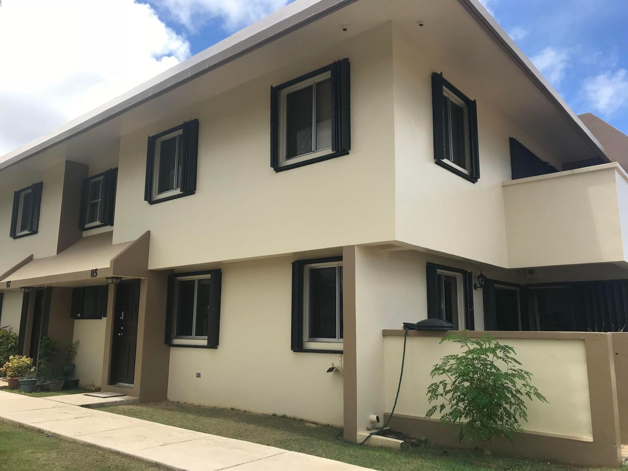 exterior 85