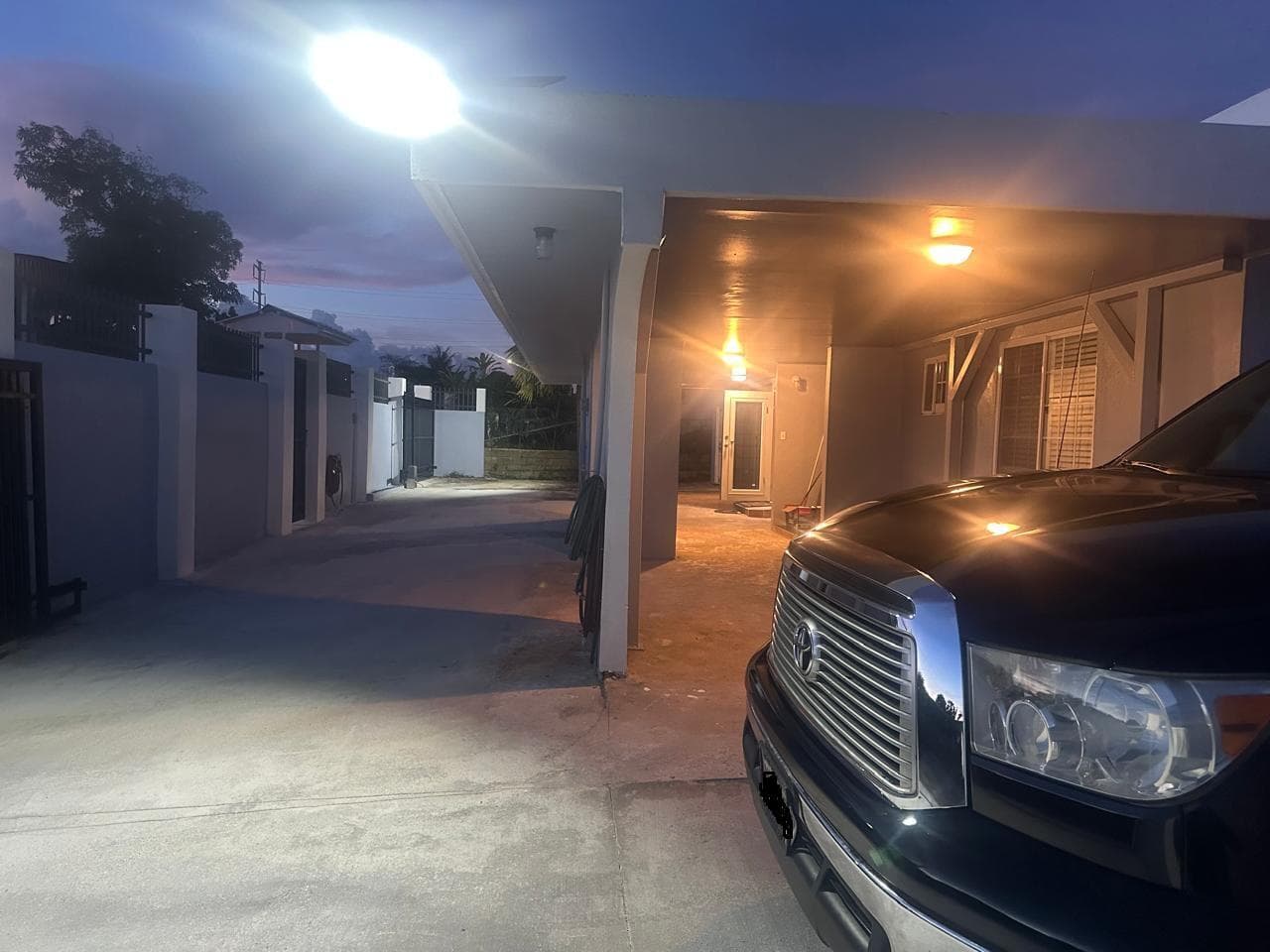 Carport Eve