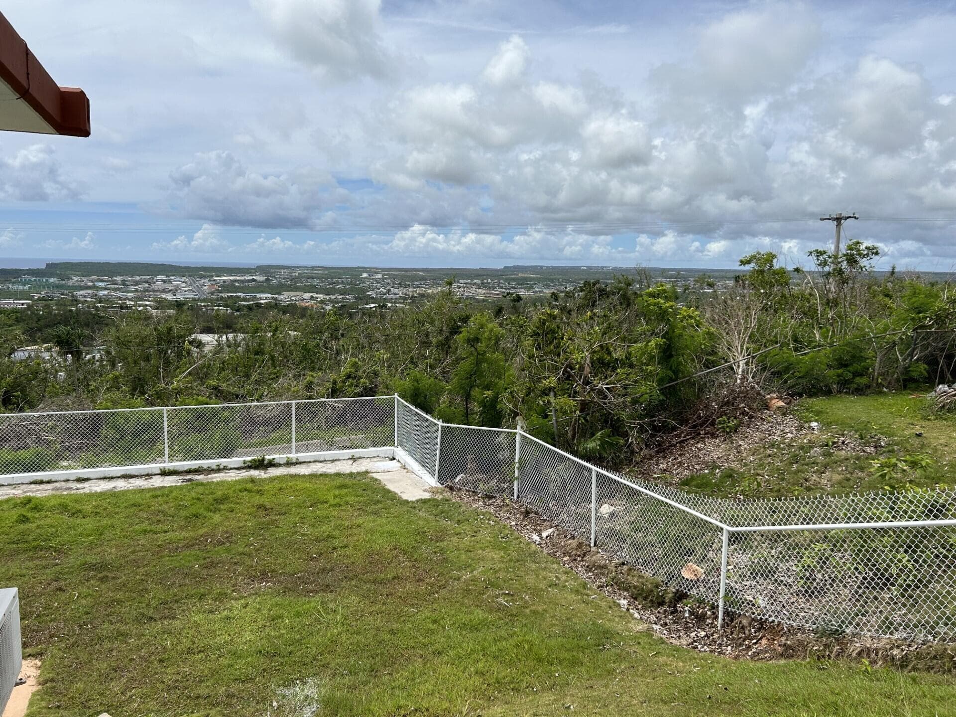right side yard
