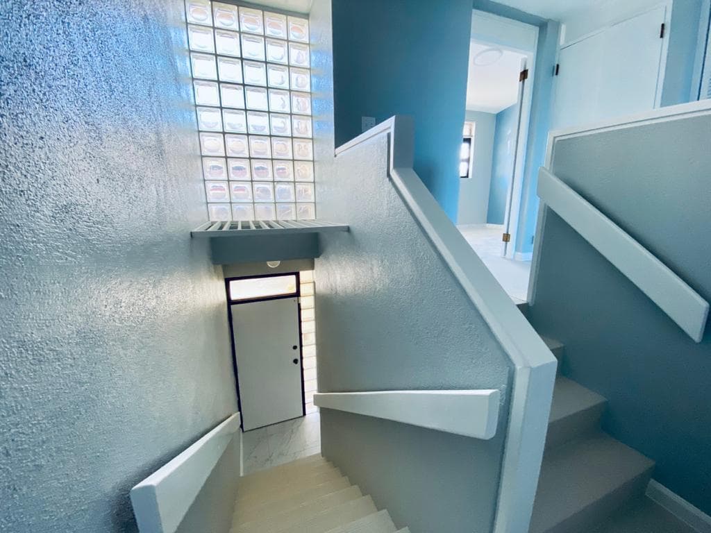 Stairwell 1a